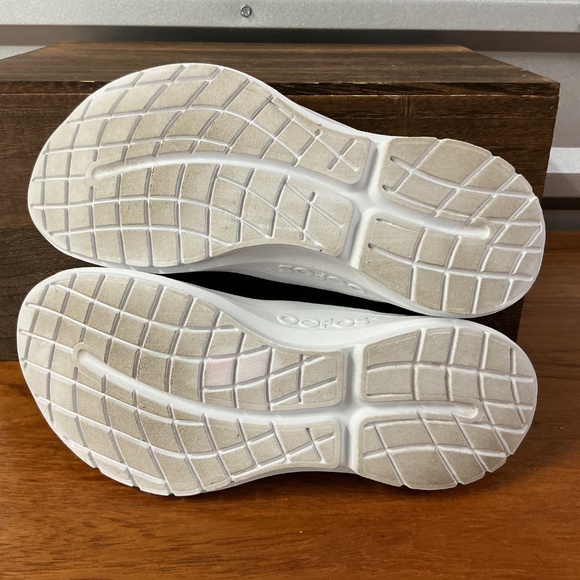 OOFOS OOmg Women Sport LS Low Mesh Black Comfort Recovery Shoe Size 9.5 - Picture 7 of 8